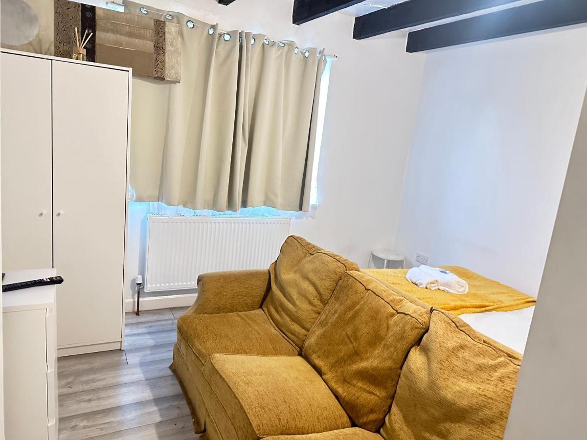 Ebehi Inn Welling Екстериор снимка